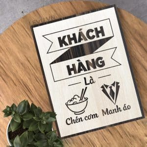 Tranh dong luc LEVU055 Khach hang la chen com manh ao 10