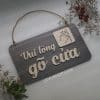 bang go vui long go cua co day treo trang tri decor vintage levu bg10 7