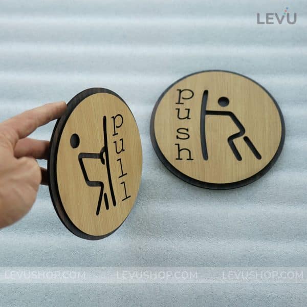 Bảng gỗ pull push hình tròn dán cửa trang trí LEVU-TP10