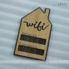 Bảng wifi bằng gỗ thiết kế ngôi nhà sang trọng tinh tế LEVU-TW06