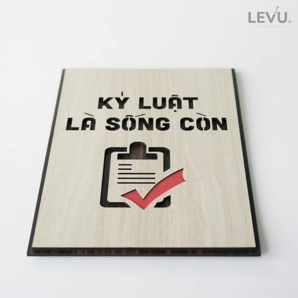 Tranh văn phòng LEVU042 "Kỷ luật là sống còn"