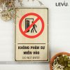 Bảng không phận sự miễn vào bằng gỗ dán tường LEVU BG30
