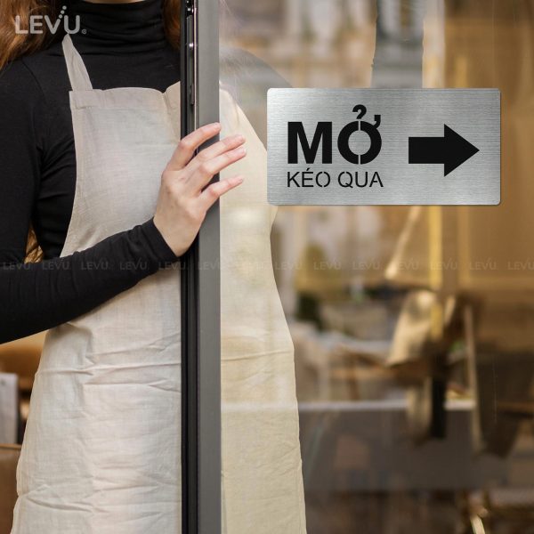 Bảng inox mở cửa kéo qua LEVU INP05