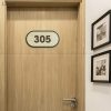 Bảng số phòng bằng gỗ thiết kế tối giản BGSP01