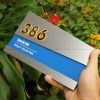 Bảng số nhà alu bạc xước chữ nổi mica gương vàng cao cấp LEVU ALSN07