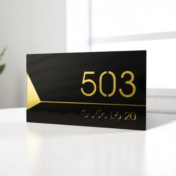 Bảng số nhà mica tráng gương vàng 2 lớp hiện đại cao cấp LEVU MCSN05