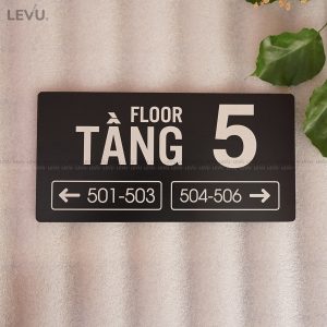 Bảng số tầng nhôm alu đen khắc laser chỉ hướng số phòng LEVU BGST05