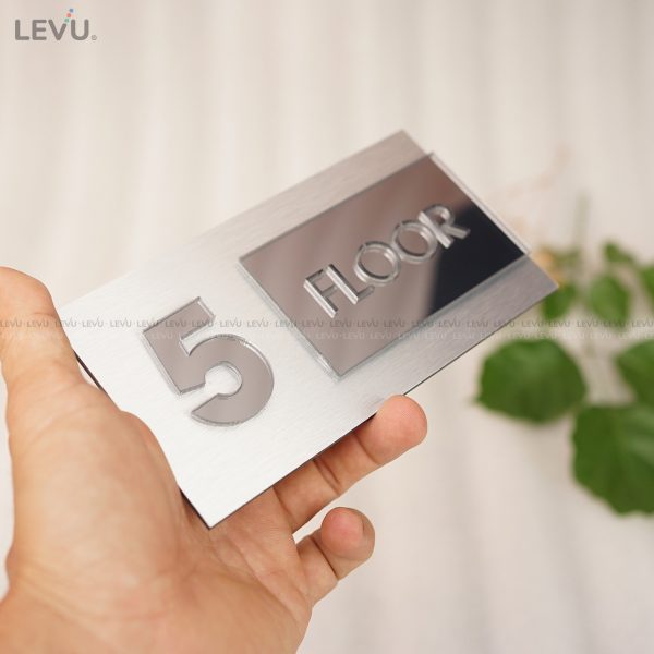 Biển hiệu số tầng alu bạc xước chữ nổi mica trang trí cao cấp LEVU BGST07 - Hình ảnh 9