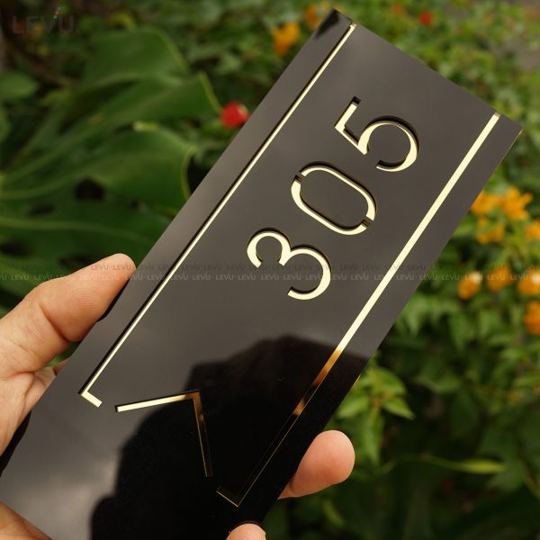 Biển số phòng mica vàng đồng nền đen trang trí khách sạn cao cấp BGSP10 - Hình ảnh 11