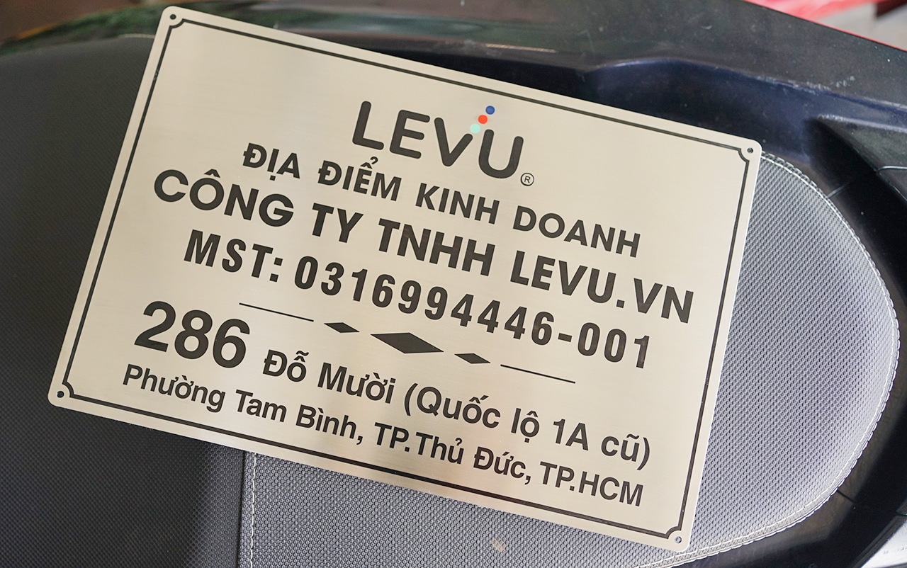 Dịch vụ làm biển số nhà inox đẹp tại Levushop