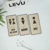 Bảng hiệu trang trí dán cửa nhà vệ sinh nam nữ LEVU BG77 chất liệu gỗ mdf khắc laser
