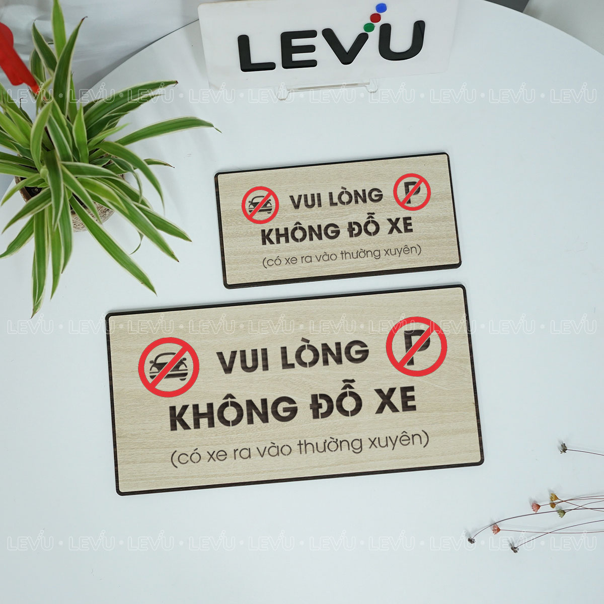 bien bao vui long khong do xe bang hieu khu vuc cam dau xe levu bg83 11 Biển báo vui lòng không đỗ xe, bảng hiệu khu vực cấm đậu xe LEVU BG83 - Ảnh 9