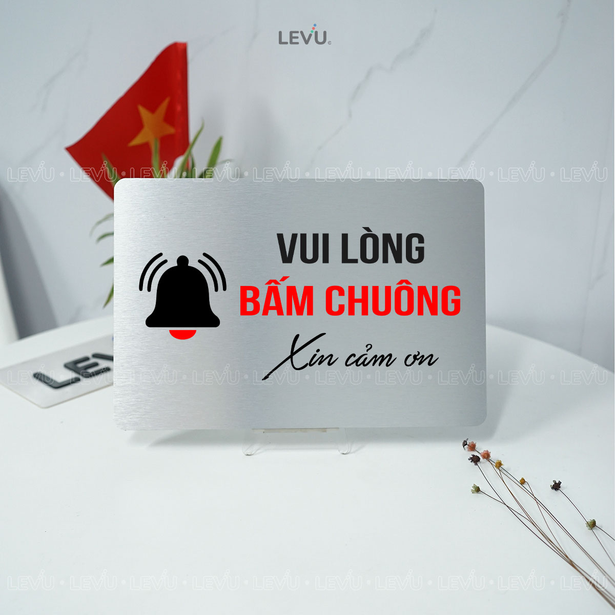 bien chi dan vui long bam chuong trang tri cua levu bg97 3 Biển chỉ dẫn vui lòng bấm chuông trang trí cửa LEVU BG97 - Ảnh 12
