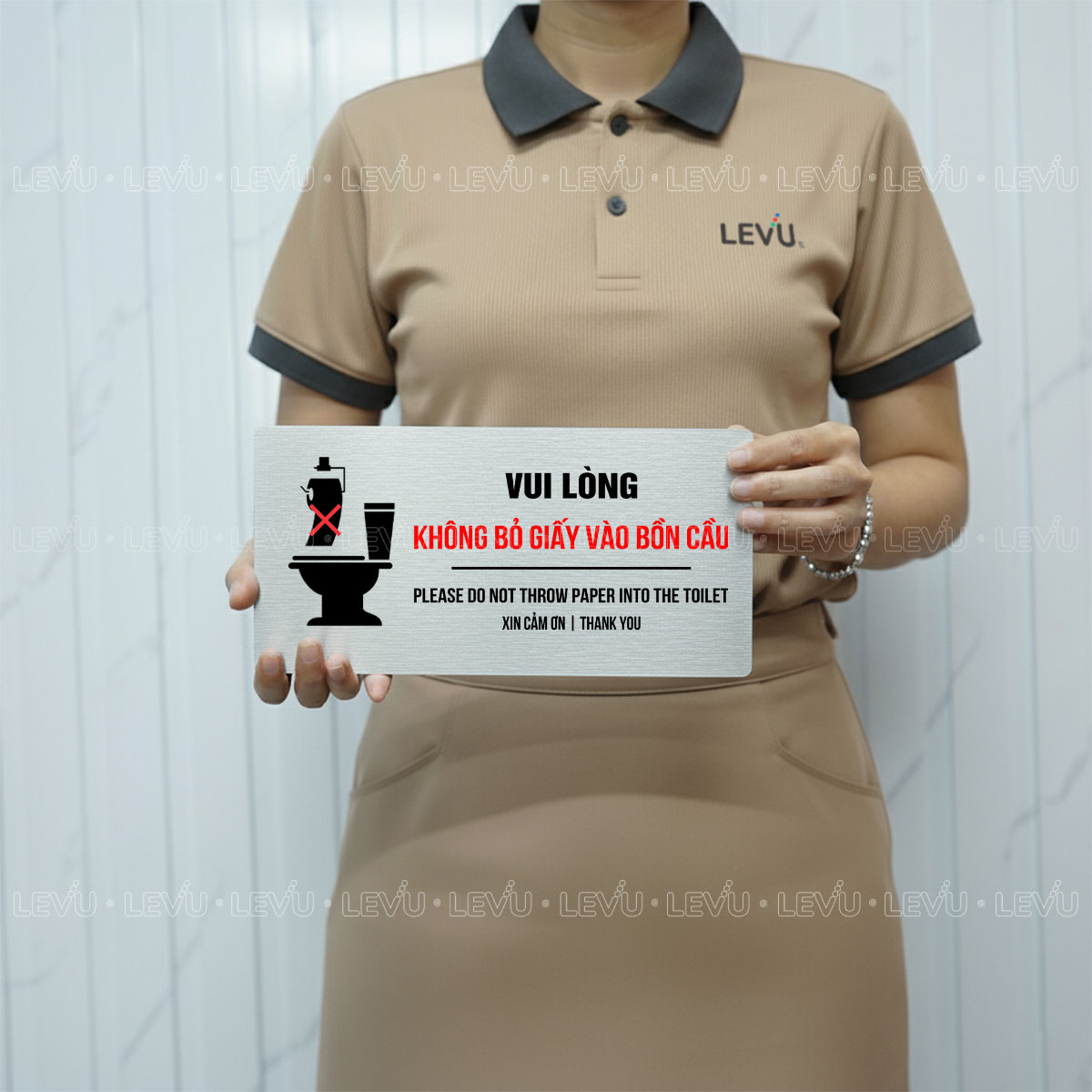 bien nhac nho vui long khong bo giay vao bon cau decor phong ve sinh levu bg95 4 Biển nhắc nhở vui lòng không bỏ giấy vào bồn cầu décor phòng vệ sinh LEVU BG95 chất liệu alu in uv size 12x24cm