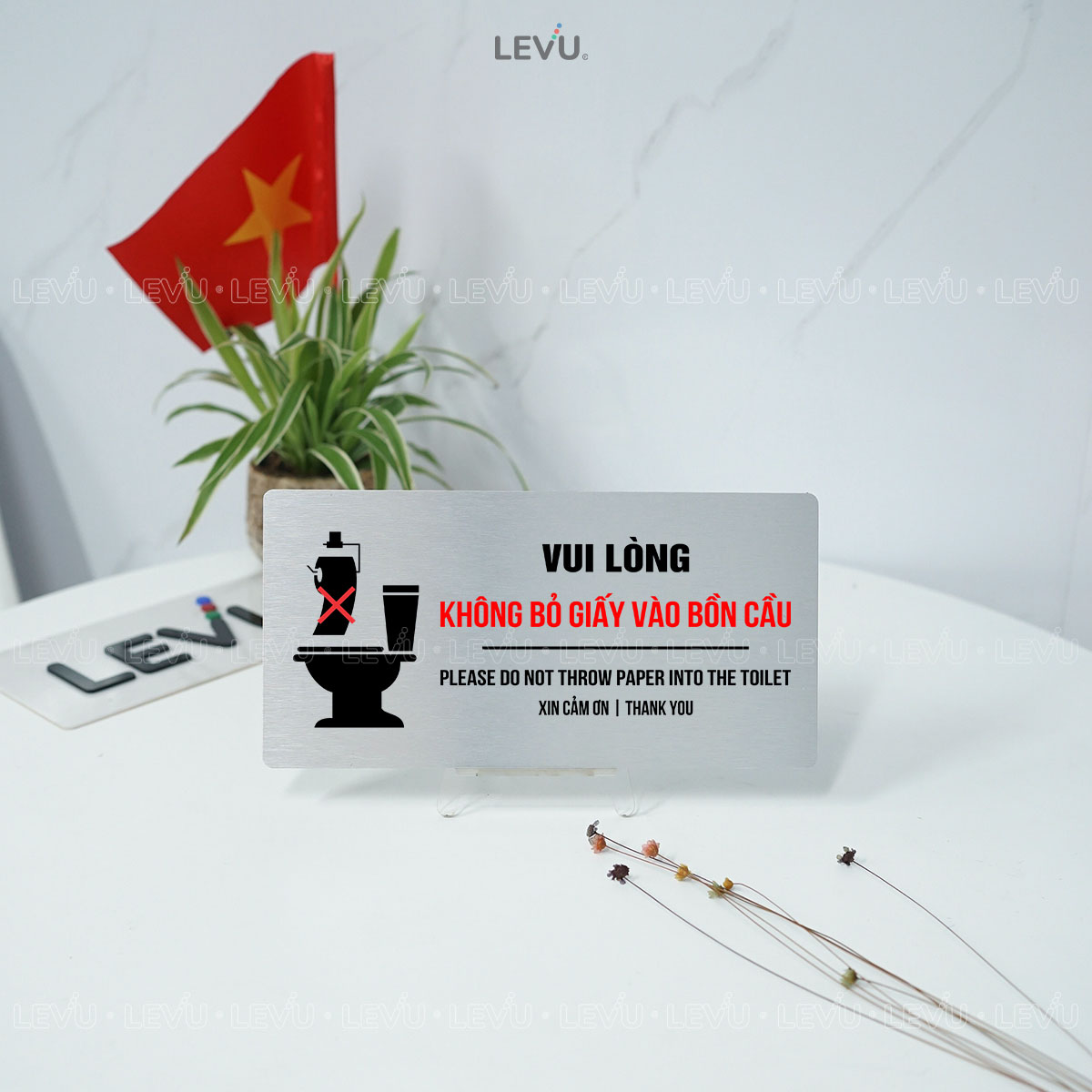 bien nhac nho vui long khong bo giay vao bon cau decor phong ve sinh levu bg95 5 Biển nhắc nhở vui lòng không bỏ giấy vào bồn cầu LEVU BG95 - Ảnh 10