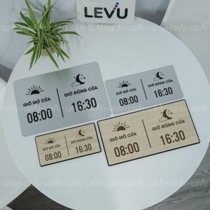 Bảng dán cửa trang trí giờ mở cửa và giờ đóng cửa decor cửa hàng LEVU BG102