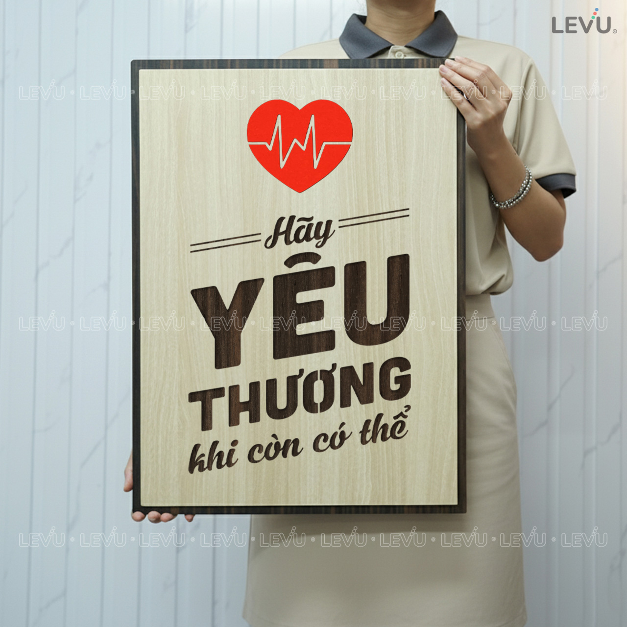 tranh cau noi hay ve cuoc song levu091 hay yeu thuong khi con co the Tranh Câu Nói Hay Về Cuộc Sống LEVU091 "Hãy yêu thương khi còn có thể" - Ảnh 8