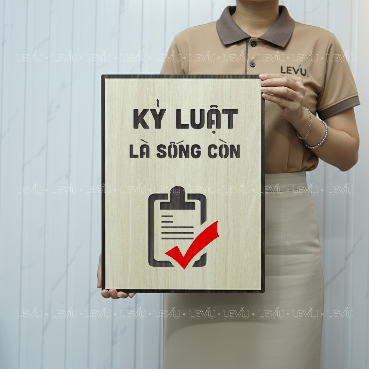 tranh dong luc levu042 ky luat la song con Tranh động lực LEVU042 "Kỷ luật là sống còn"