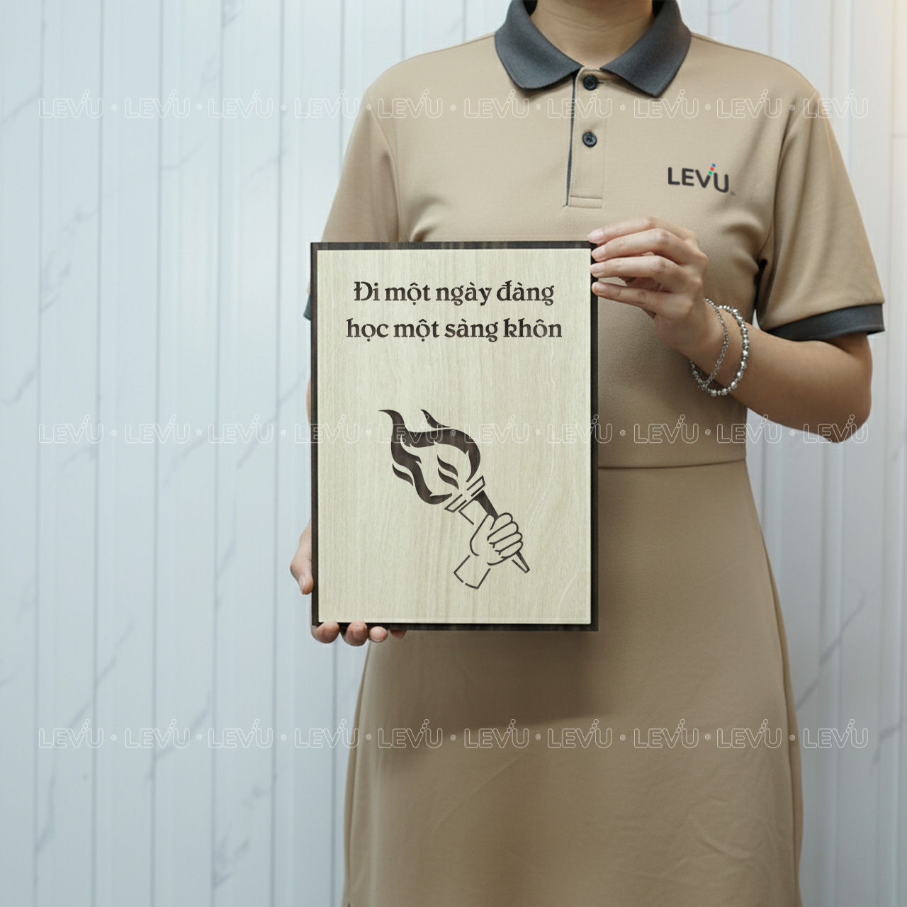 tranh hoc tap levu075 di mot ngay dang hoc mot sang khon Tranh học tập LEVU075 "Đi một ngày đàng học một sàng khôn" - Ảnh 6