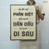 tranh slogan dong luc levu105 su doi moi phan biet giua nguoi dan dau va nguoi di sau 40x55cm tranh slogan dong luc levu105 su doi moi phan biet giua nguoi dan dau va nguoi di sau 40x55cm