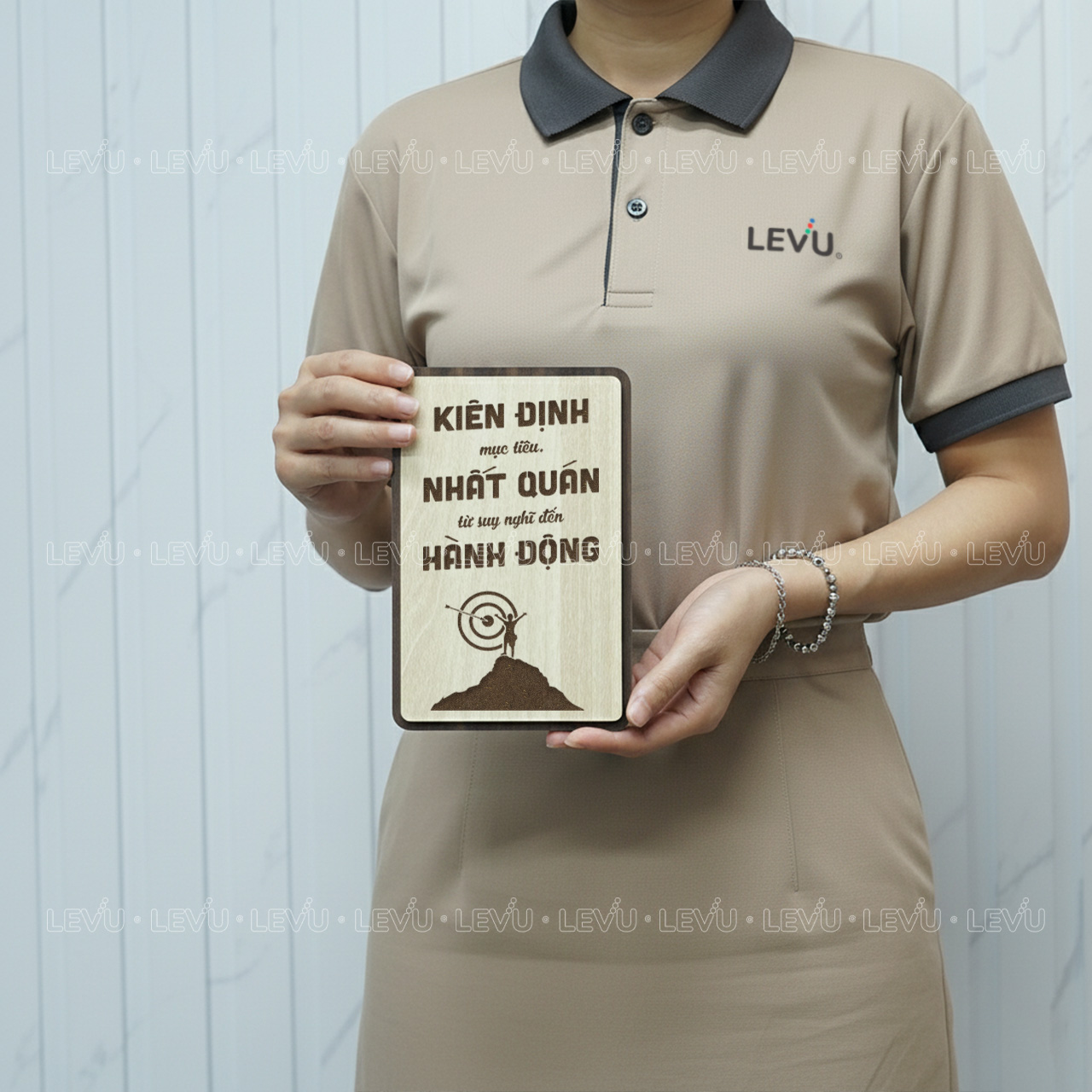 tranh tuong phong lam viec levu132 kien dinh nhat quan hanh dong Tranh tường phòng làm việc LEVU132 "Kiên định - nhất quán - hành động" - Ảnh 5