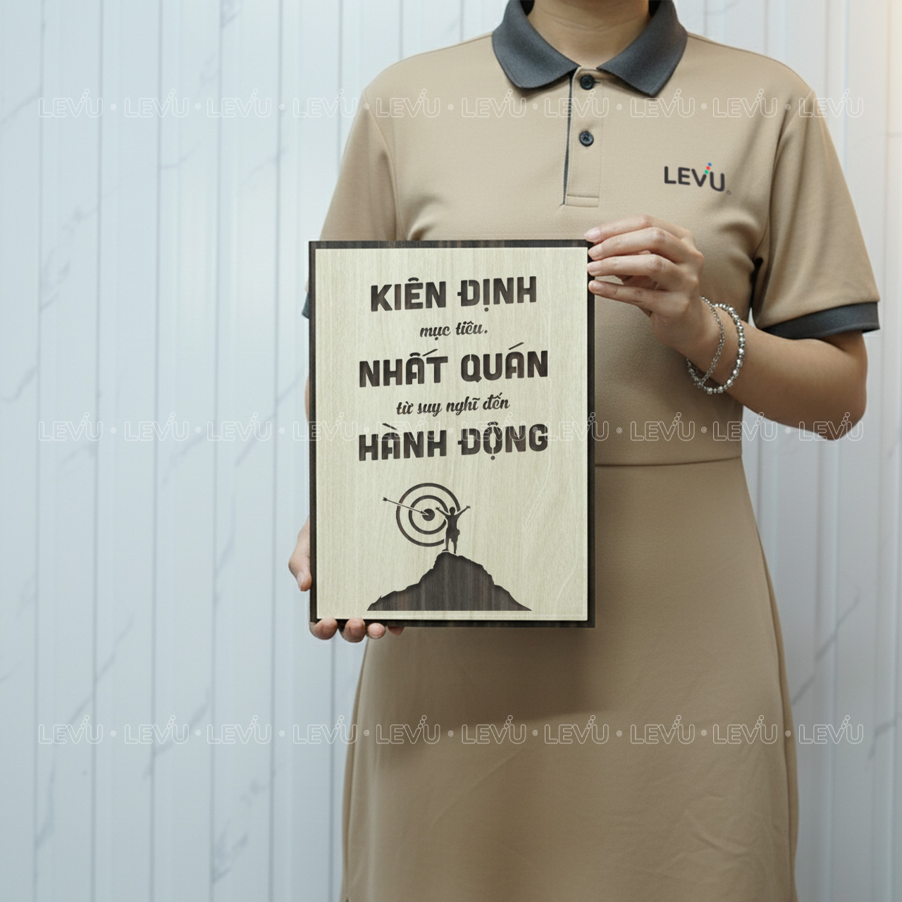 tranh tuong phong lam viec levu132 kien dinh nhat quan hanh dong Tranh tường phòng làm việc LEVU132 "Kiên định - nhất quán - hành động" - Ảnh 6
