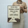 tranh van phong levu013 tren buoc duong thanh cong khong co dau chan cua ke luoi bieng 30x40cm Tranh văn phòng LEVU013