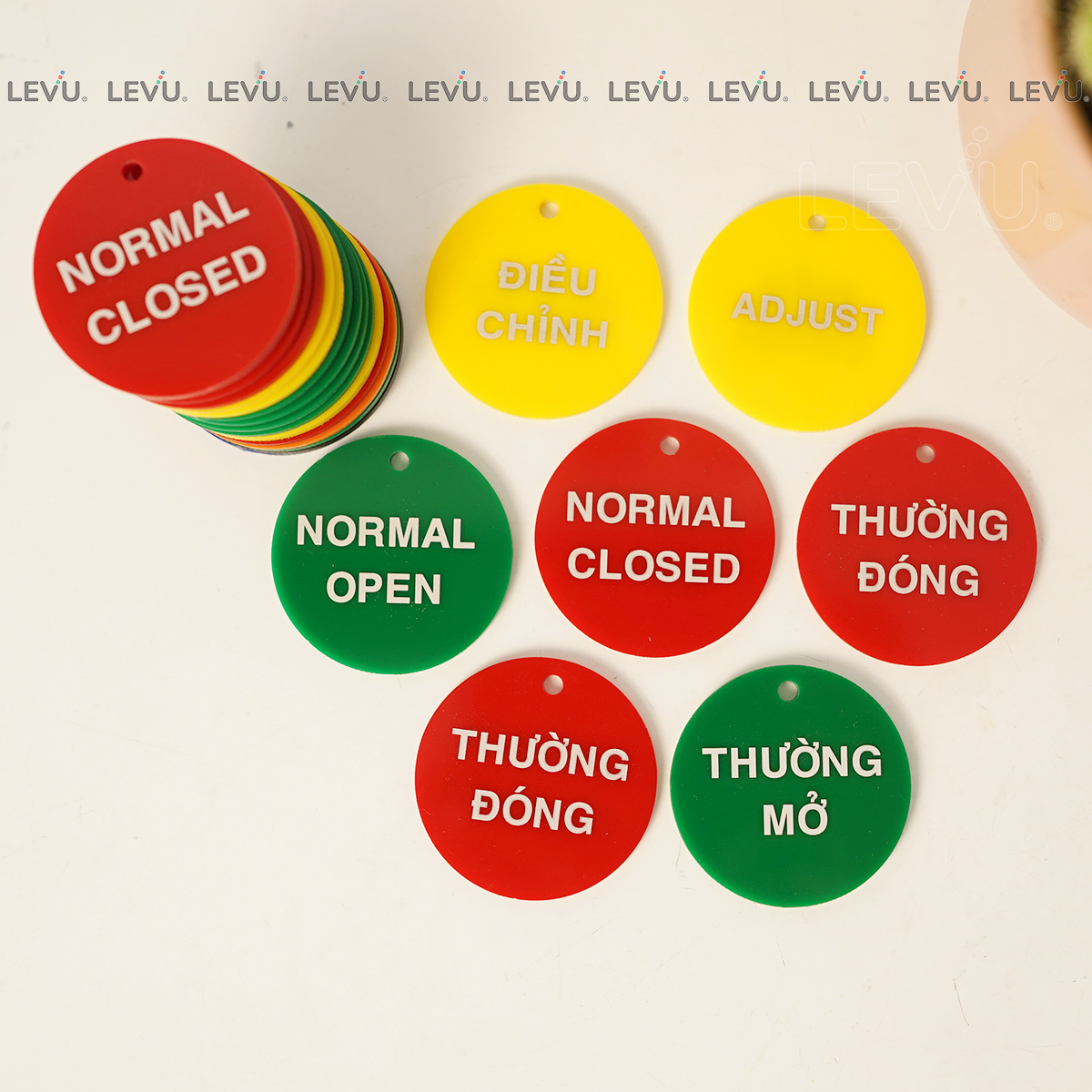 Thẻ van móc treo mica thường đóng thường mở 2 mặt valve tags Levushop
