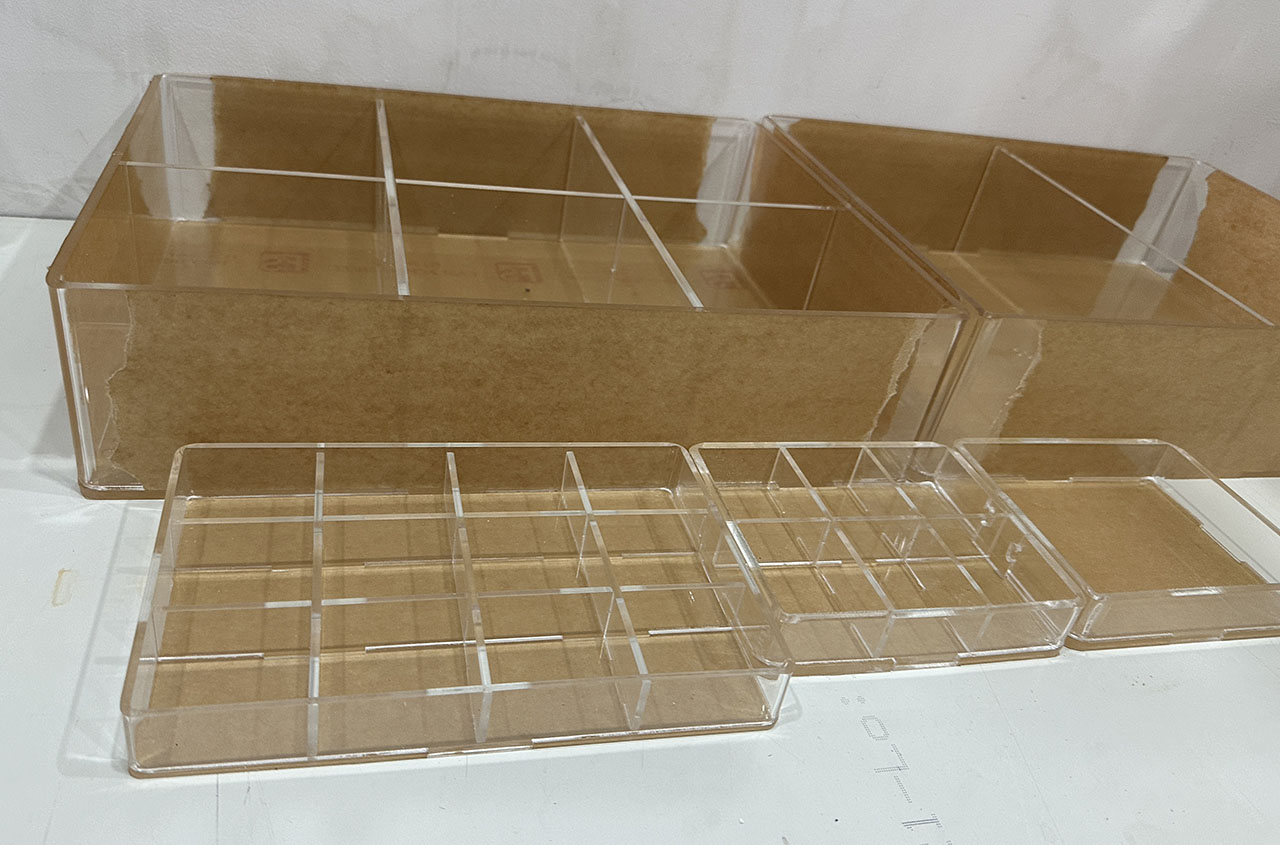 dat gia cong hop mica gia tot tai xuong levushop 8 Nói chứ không chỉ 2 ngăn đâu, có khách còn đặt hẳn cái hơn chục ngăn như này luôn nè