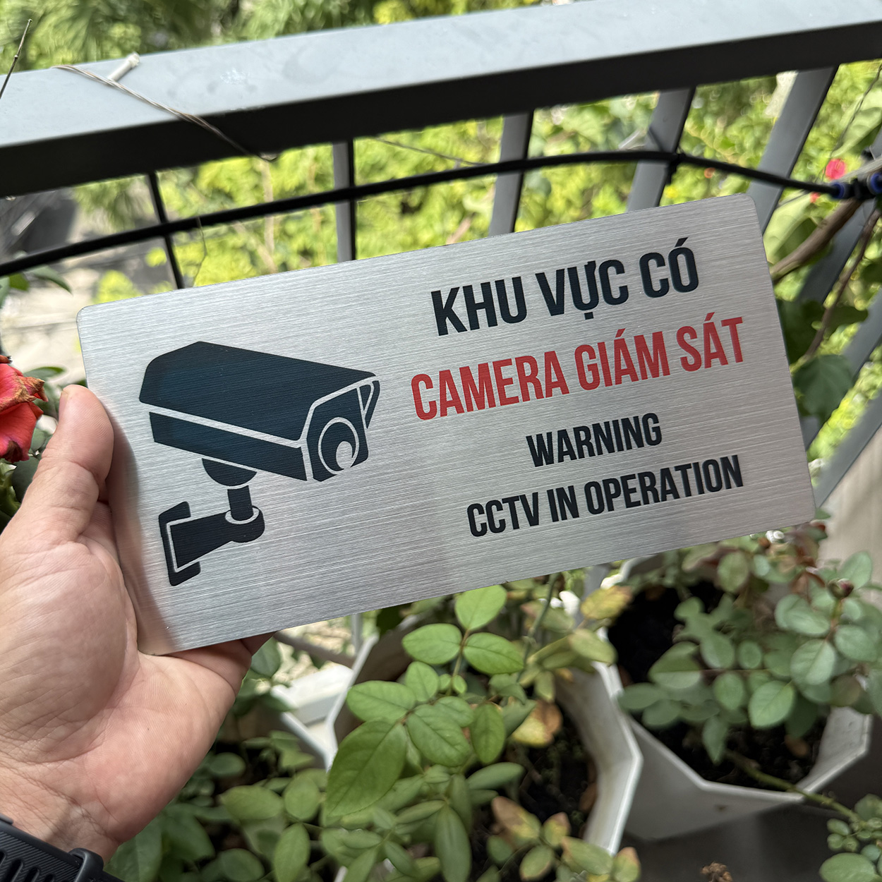 bang khu vuc co camera giam sat inox in uv cao cap 12x24cm in92 1 Bảng khu vực có camera giám sát inox in UV cao cấp 12x24cm IN92