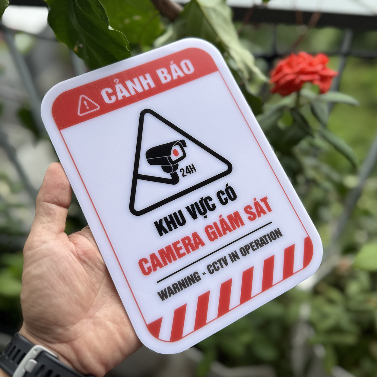 bang mica cctv canh bao co camera giam sat 24h kich thuoc a5 148x210mm bg130 levushop 2 Bảng mica CCTV cảnh báo có camera giám sát 24h BG130 - Ảnh 2