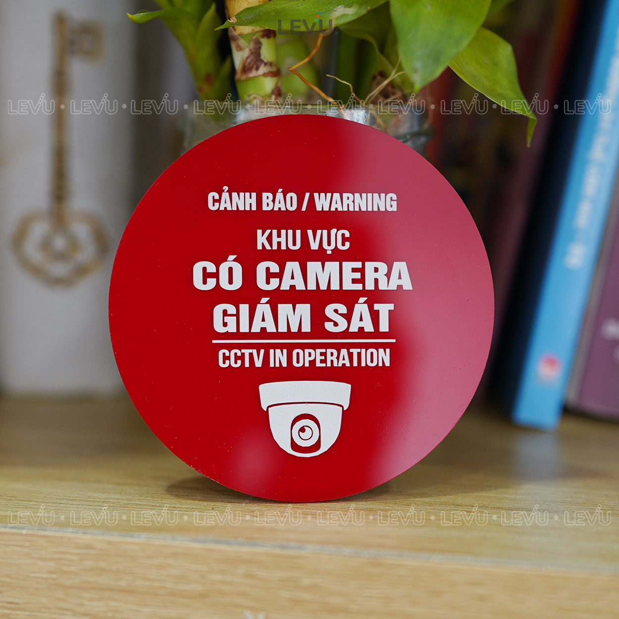 the mica bien bao co camera giam sat gan khu vuc co lap dat camera mica khac laser tron 7cm 3 Thẻ mica biển báo có camera giám sát gắn khu vực có lắp đặt camera BG123 - Ảnh 6