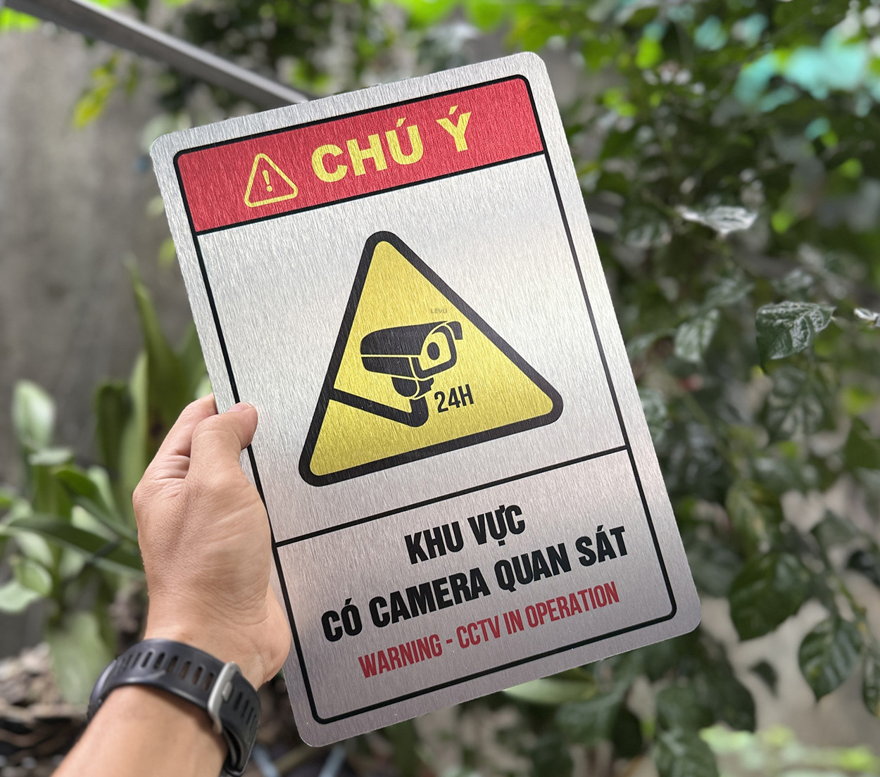 top 5 mau bien canh bao khu vuc co camera giam sat duoc de xuat tai levushop 6 Levushop: xưởng thiết kế gia công biển cảnh báo khu vực có camera giám sát theo yêu cầu uy tín